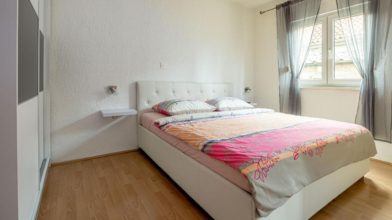 Apartments Klara Senj  Luaran gambar