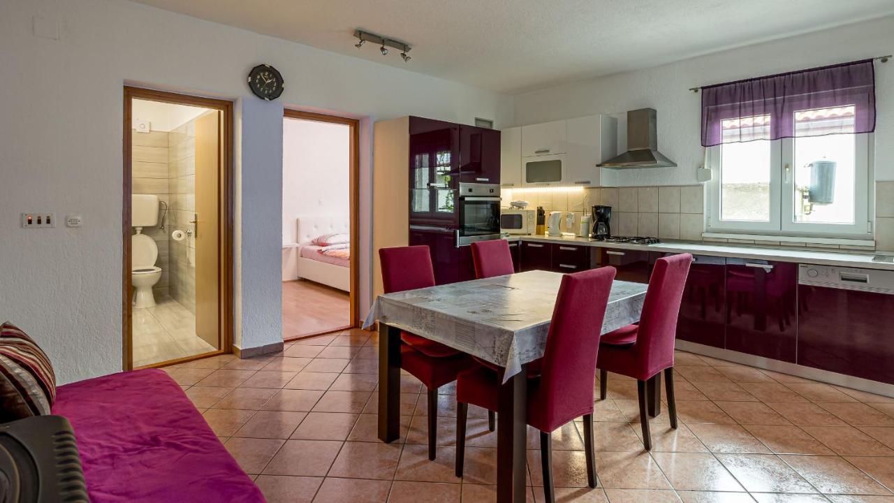 Apartments Klara Senj  Luaran gambar