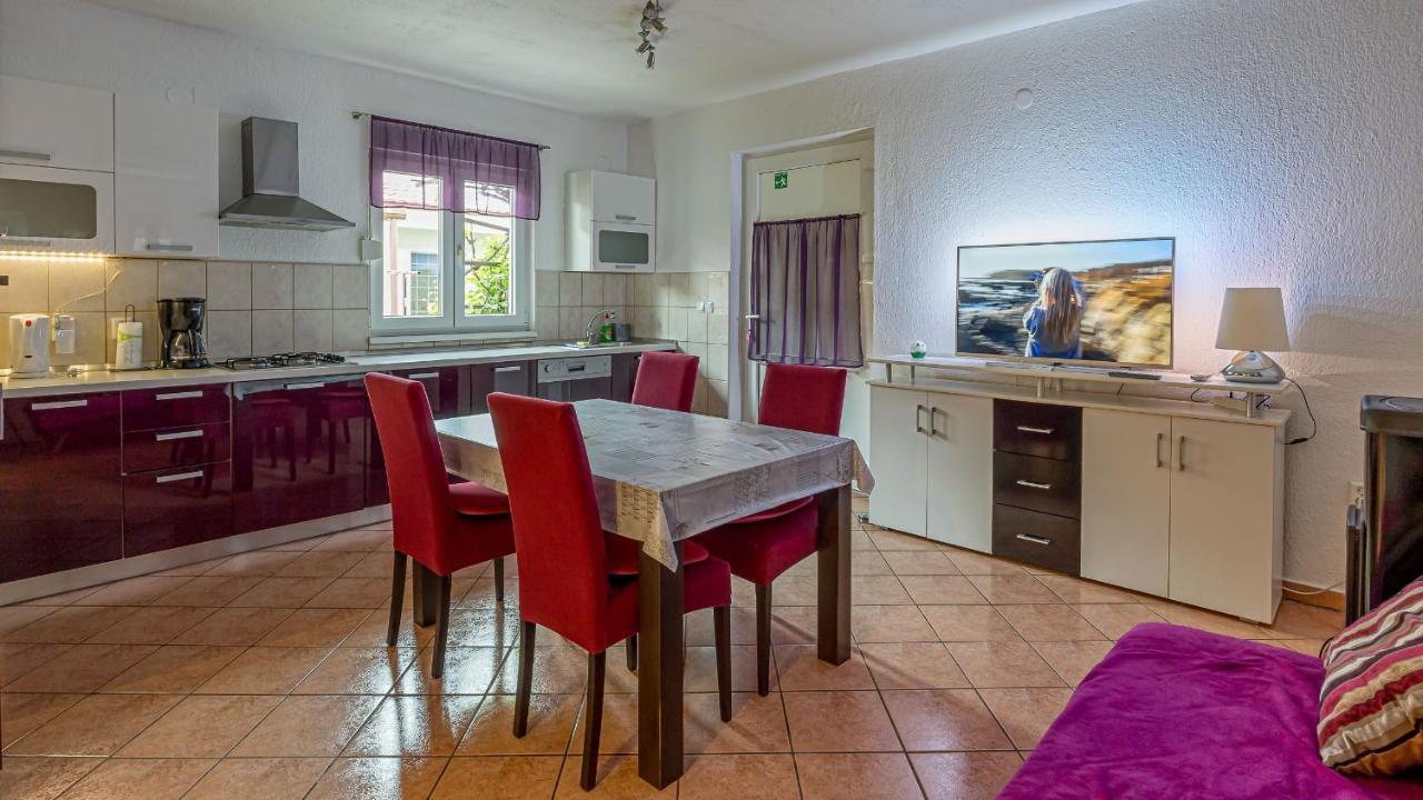 Apartments Klara Senj  Luaran gambar